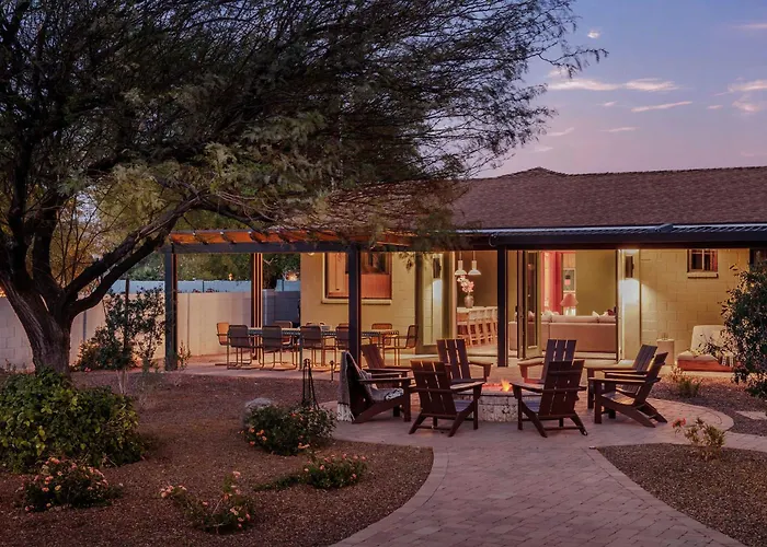 Luxury Mega Compound Heated Pools Holiday home *