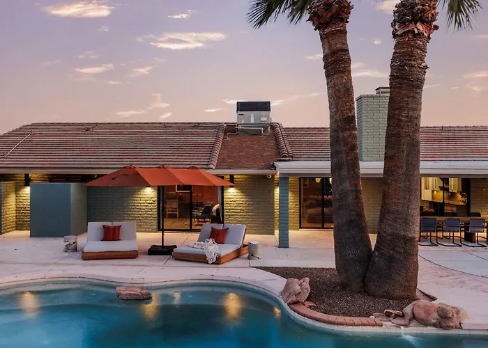 Luxury Mega Compound Heated Pools Holiday home Scottsdale